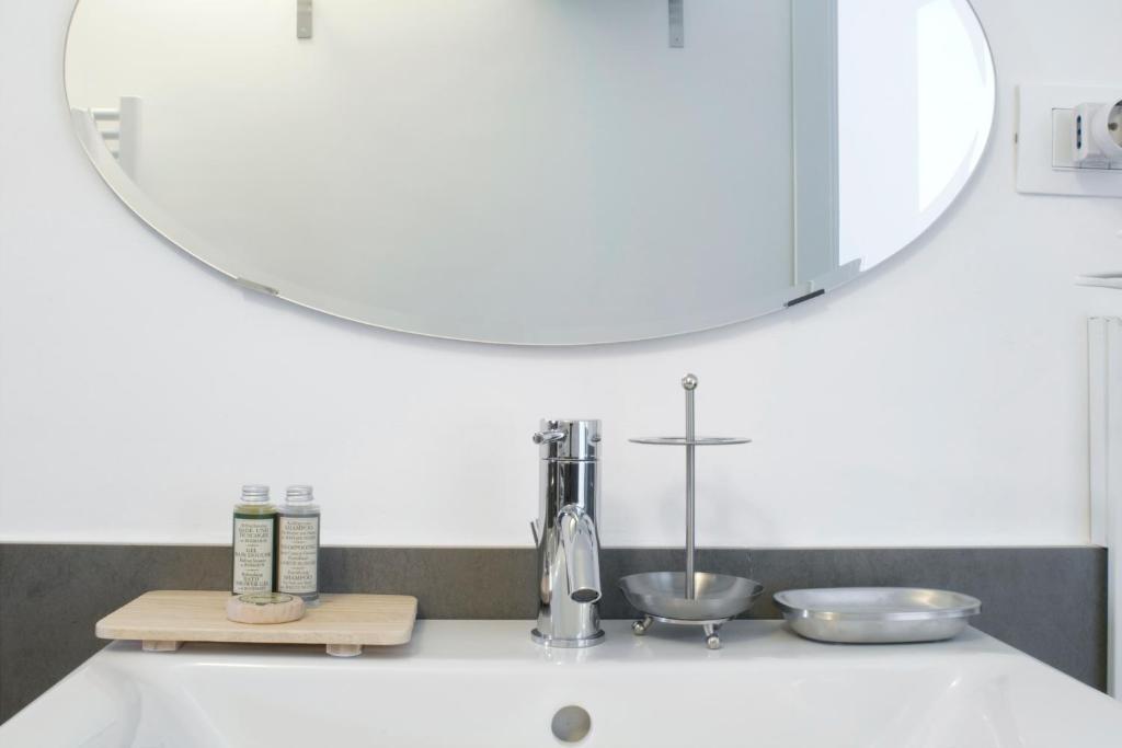 La Superba Rooms & Breakfast Генуя Номер фото